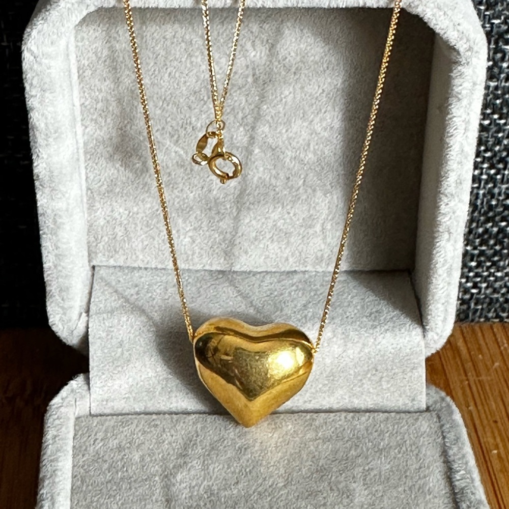 18k Real Hollow Gold Love Heart Pendant Necklace 18inches